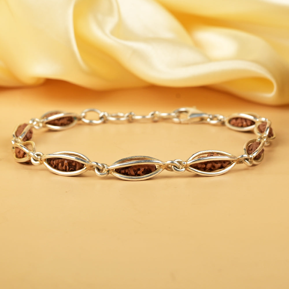1 Mukhi & Red Sandalwood Bracelet